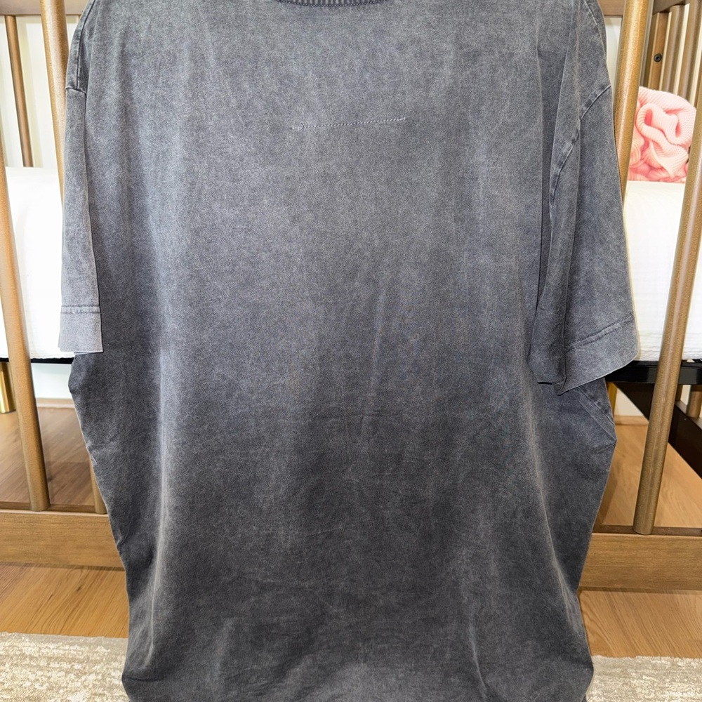 Givenchy Men's Charcoal Graphic Tee - Picture 2 of 4